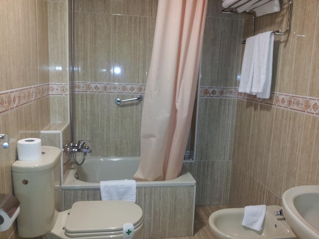 Begona Playa Hotel Gijón Cameră foto